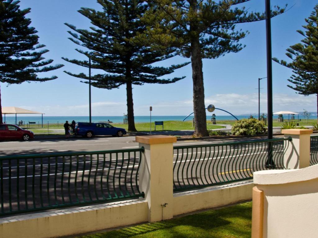 Beachfront Motel Napier Dış mekan fotoğraf